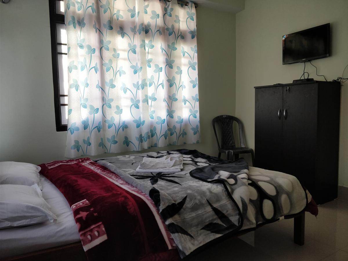 Hotel Pine Leaf Gangtok Exteriör bild